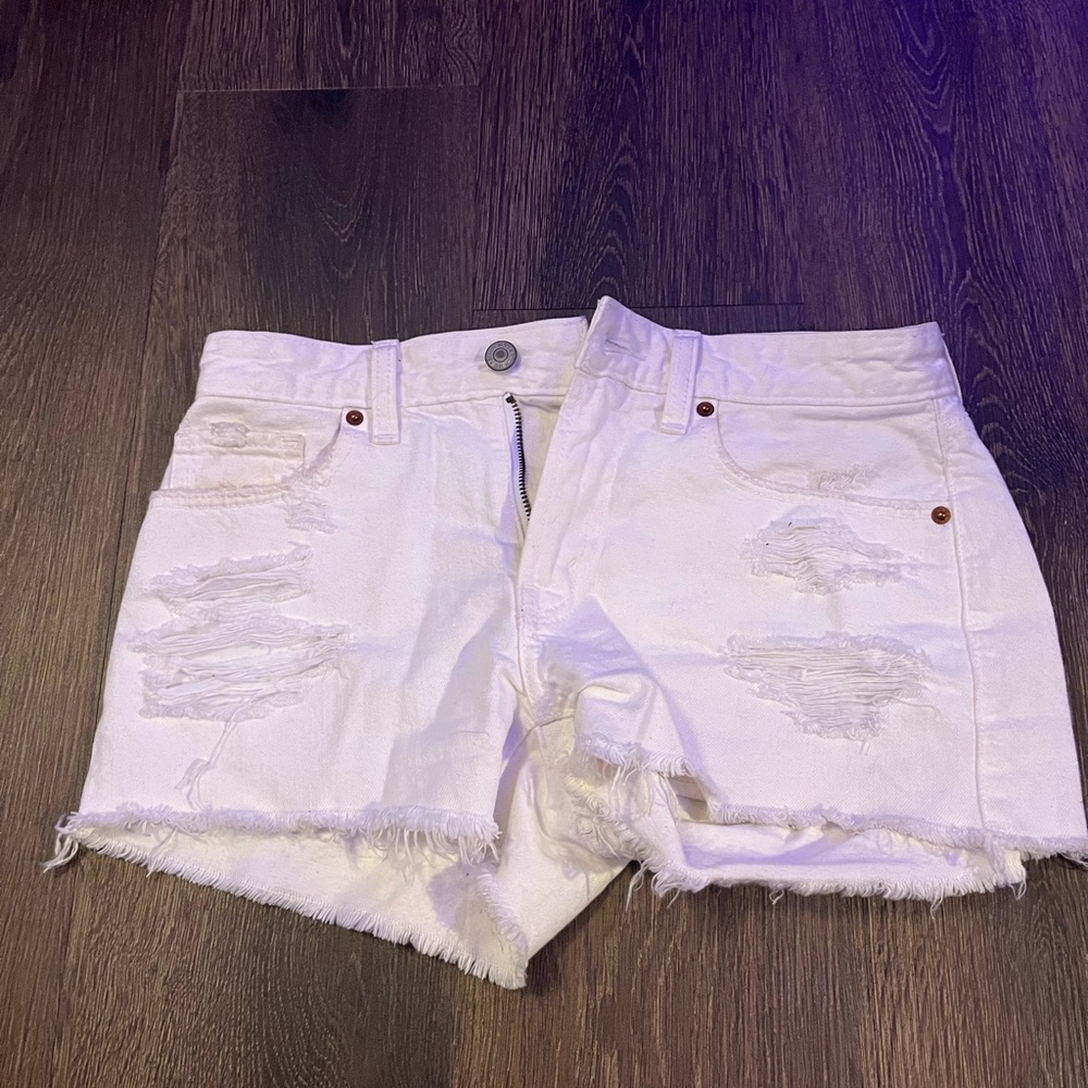 -Abercrombie & Fitch Ripped White Jean Shorts